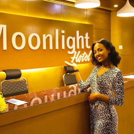 Moonlight Hotel Addis Abeba Esterno foto