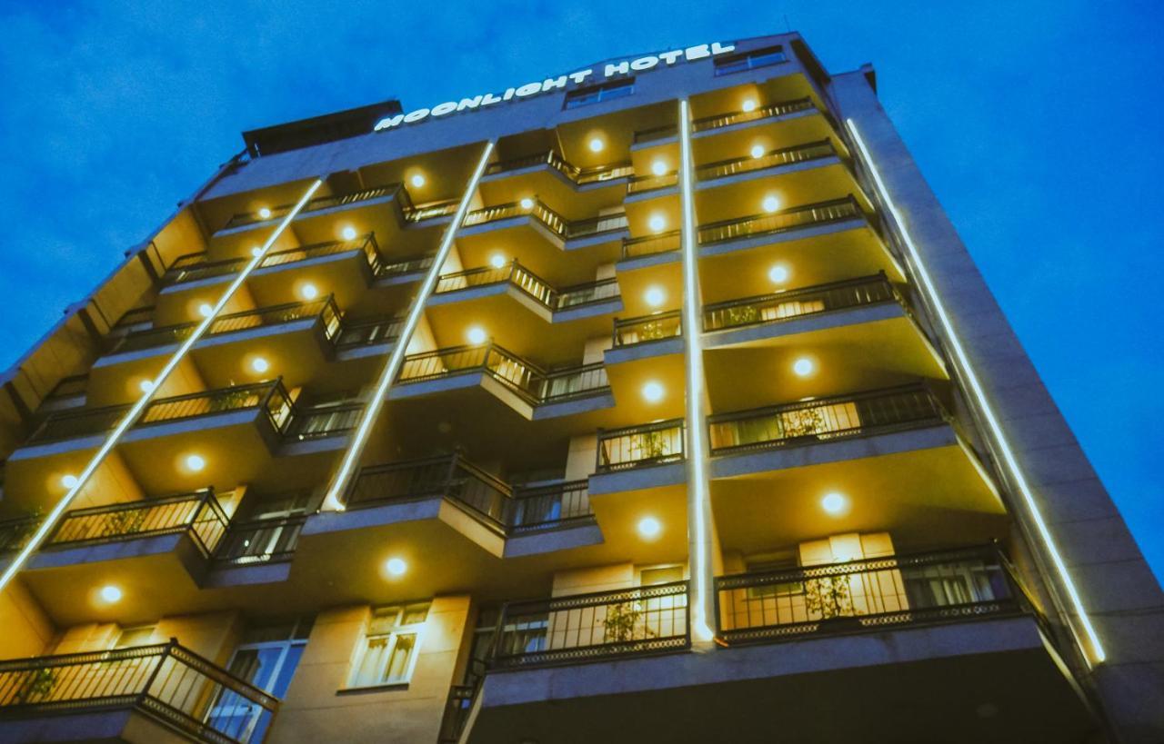 Moonlight Hotel Addis Abeba Esterno foto